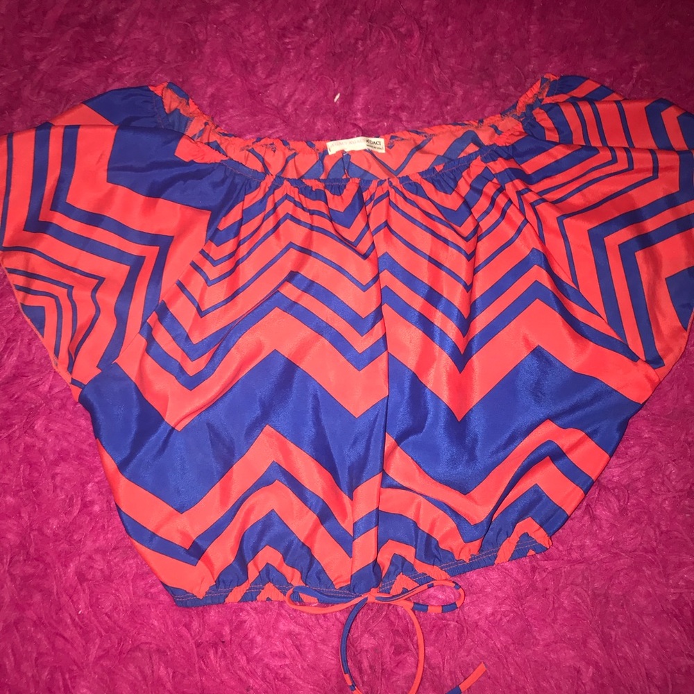 Crop top
